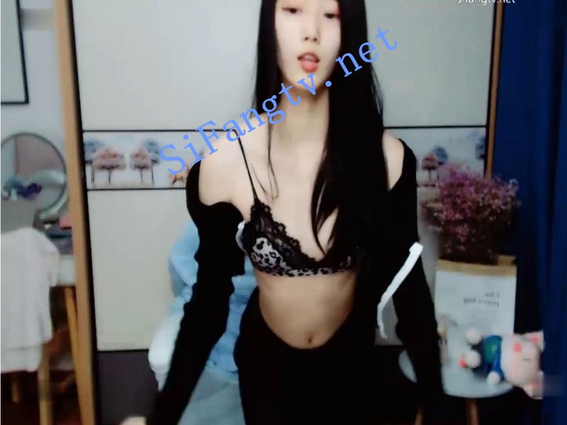 ut-姬&咪 两位学生妹,新年裸舞福利,清纯里露骨的骚 图 01