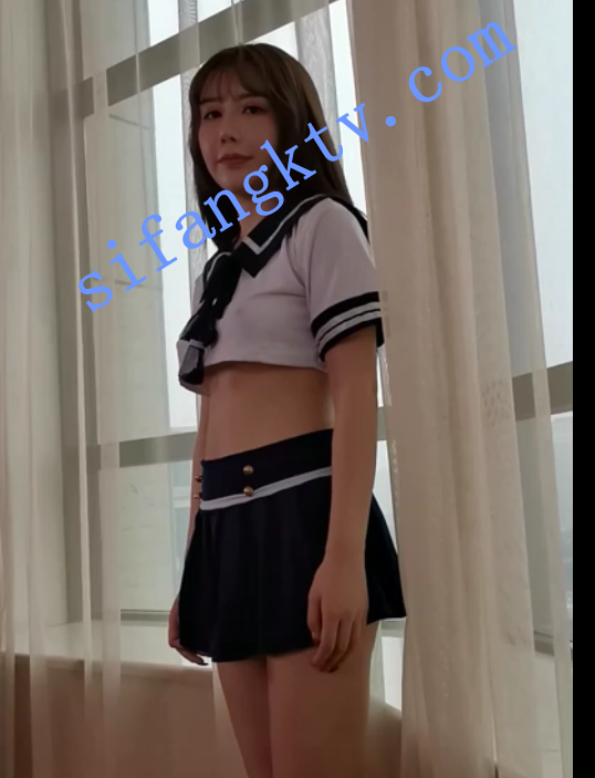 重磅福利 Pans极品模特菊子大尺度私拍现场 图 04