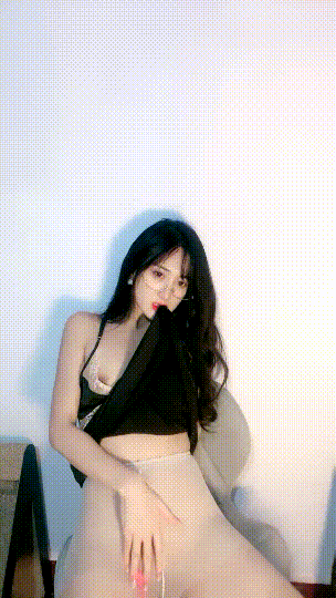 ⭐教师级女神 红脸妹妹 绝品人妻道具自嗨~潮水悠长!撸~ 图 01