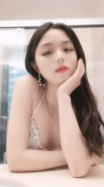 新人绿播女神下海 夏天miss 明星级颜值 萌新可爱 超甜美 图 01