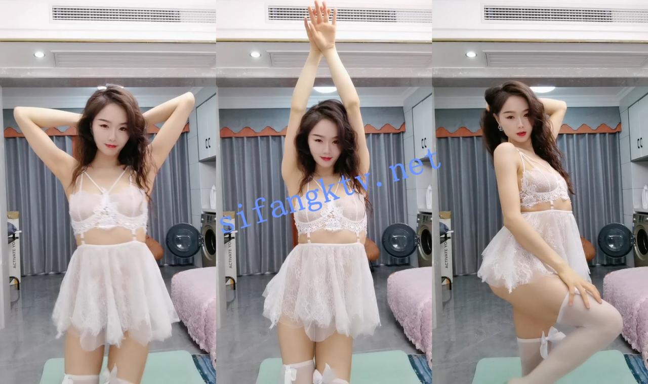 ⚡一字马美女舞蹈老师性感收费大秀! 小泡泡 致命诱惑~ 图 01