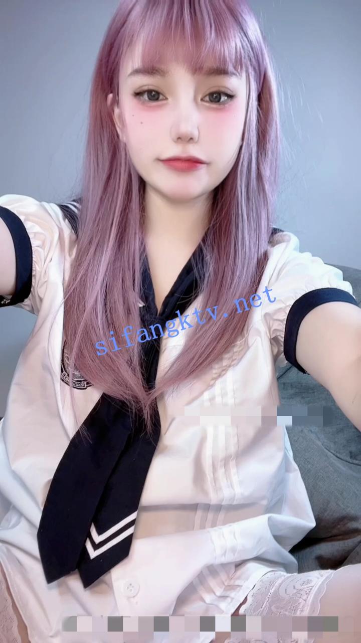 超级反差网红女神 欲梦 6月私信福利 图 01
