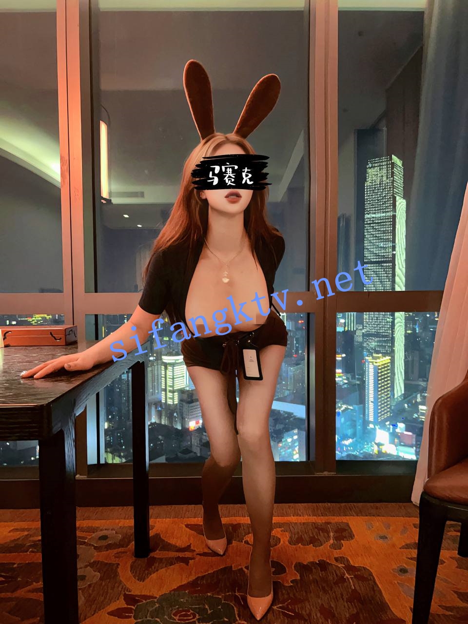 极品绿帽淫妻 小鲸鱼 9月最新福利,与大魔王4P换妻混战 图 05