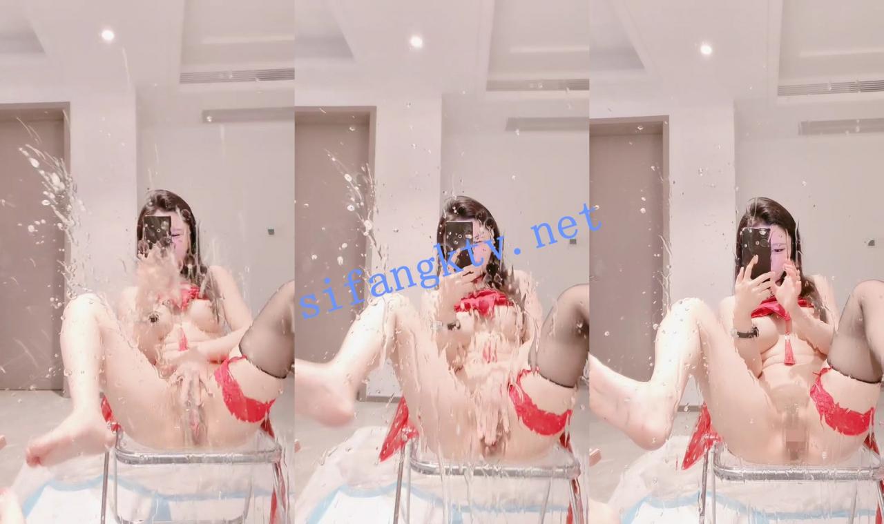 ⚡ 核弹!对镜子抠逼骚水喷不停!太壮观 遇水则发 图 14