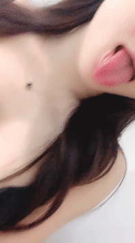 顶级绿播女神下海 艺萌萌 秒杀网红明星级颜值 绝世美乳 图 02