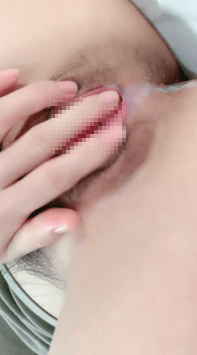 ♆ 很可爱 美乳学生! 超清纯~扣穴自慰~害我狂撸一整晚! 图 06