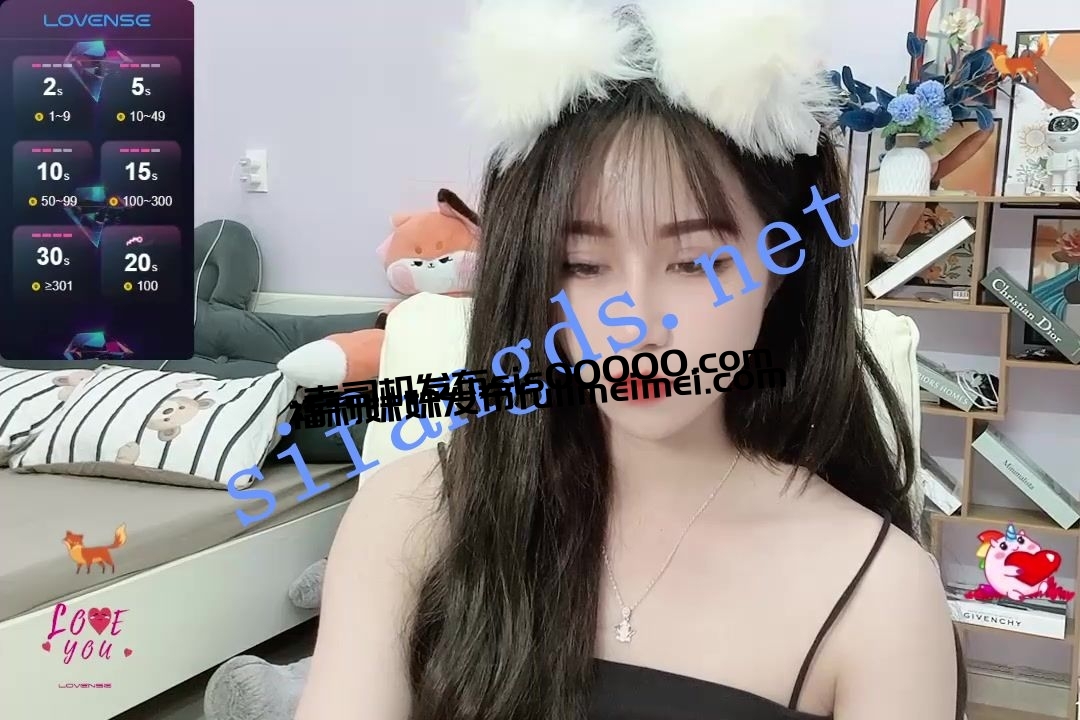 ❤❤❤ LLisa 高质量女神脱光光,让你眼神放光,跳蛋自慰 图 01