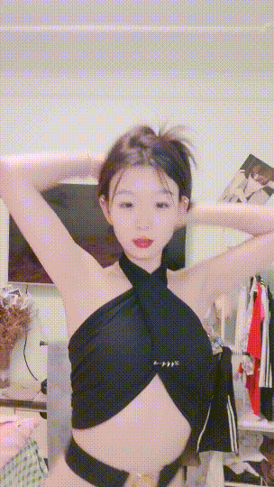 ⭐粉嫩骚舞学妹 爱吃草莓 极度放纵自慰棒狂插~高潮喷浆! 图 01