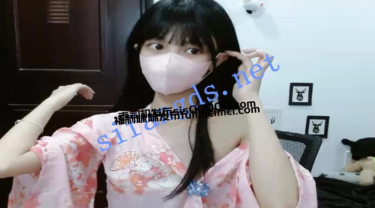❤❤❤特养眼的小妮子 Cici_babier 圆圆的屁股,大大的眼镜 图 01