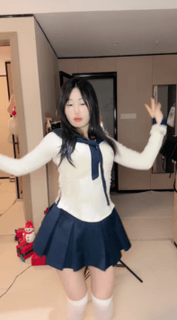 ♆ 米亚同学 闷骚女学生! 裸舞~多场啪啪~爽到不行~道具! 图 01