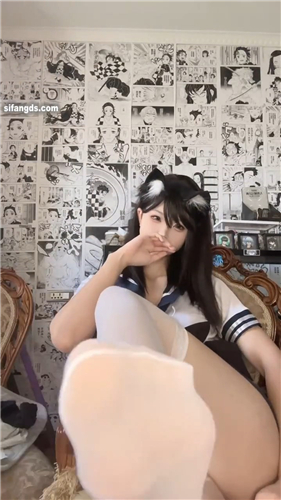 B站 甜美小骚UP妹 一只羊咩咩 裸舞自慰反差风福利派对 图 07