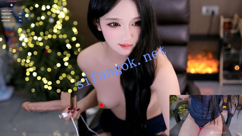 ❤️播音系女神yaya_1888【罕见500币超高价 露脸喷水大秀】【8V】【1.37G】