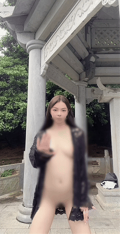 推特西西团队圆乳小师妹 安慕曦7 月VIP户外露出反差裸舞【20V】【299M】